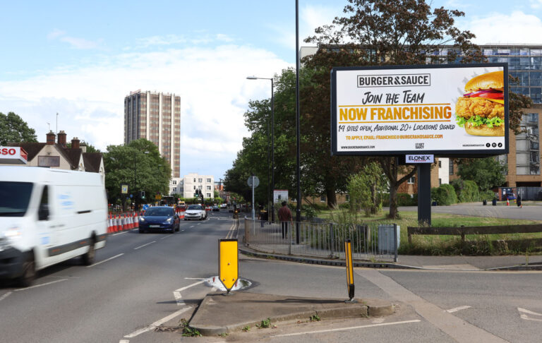 Butts-Road-Elonex-DOOH-Coventry4