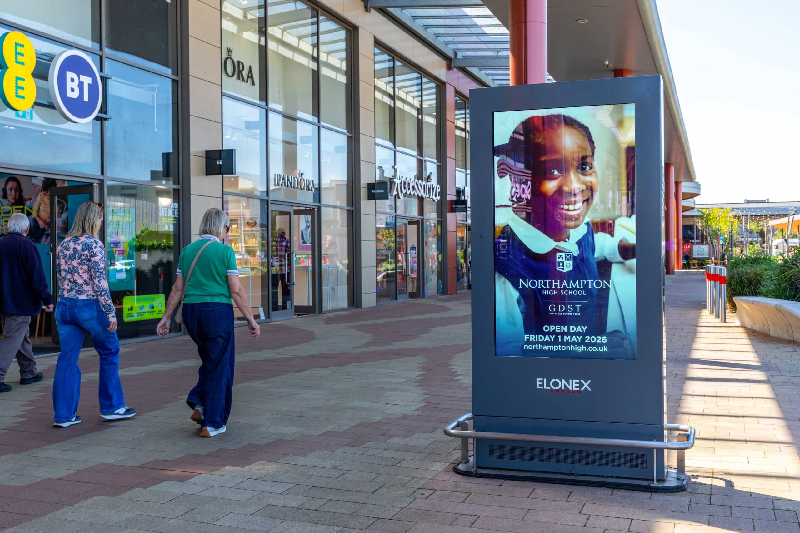 Rushden_Lakes_D6